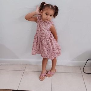 Meet your Posher, Claudia